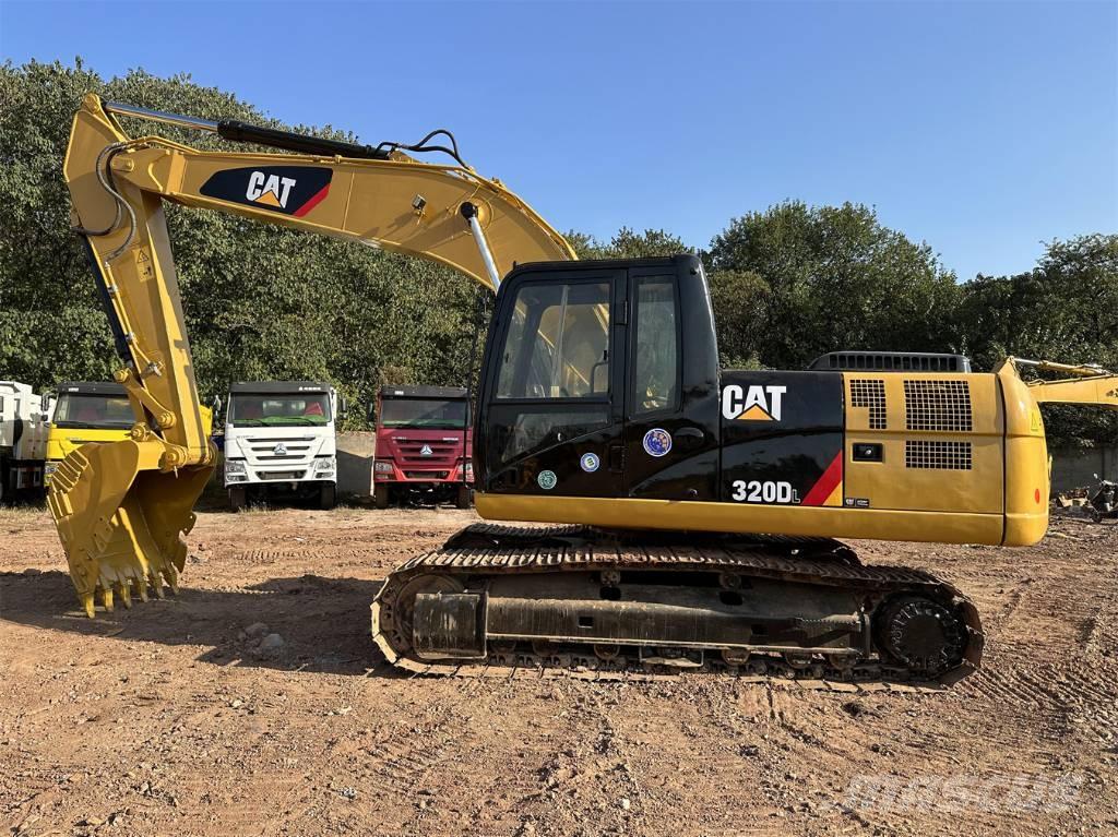 CAT 320 D 大型油圧ショベル12t以上（パワーショベル・ユンボ）