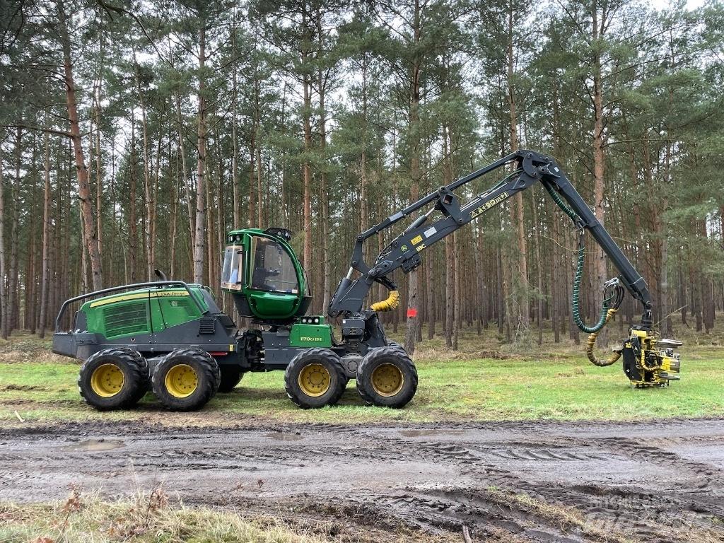 John Deere 1170G 8WD ハーベスター