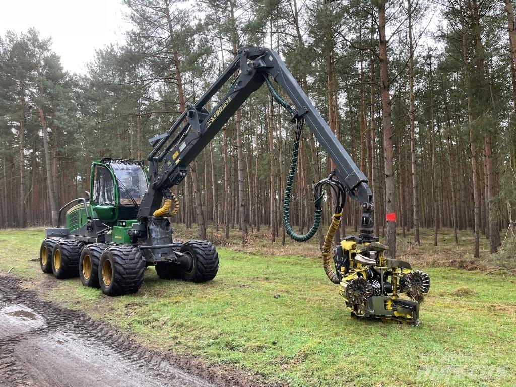 John Deere 1170G 8WD ハーベスター
