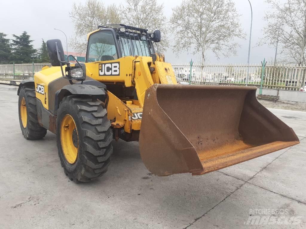 JCB 531-70 Agri テレスコーピックハンドラー