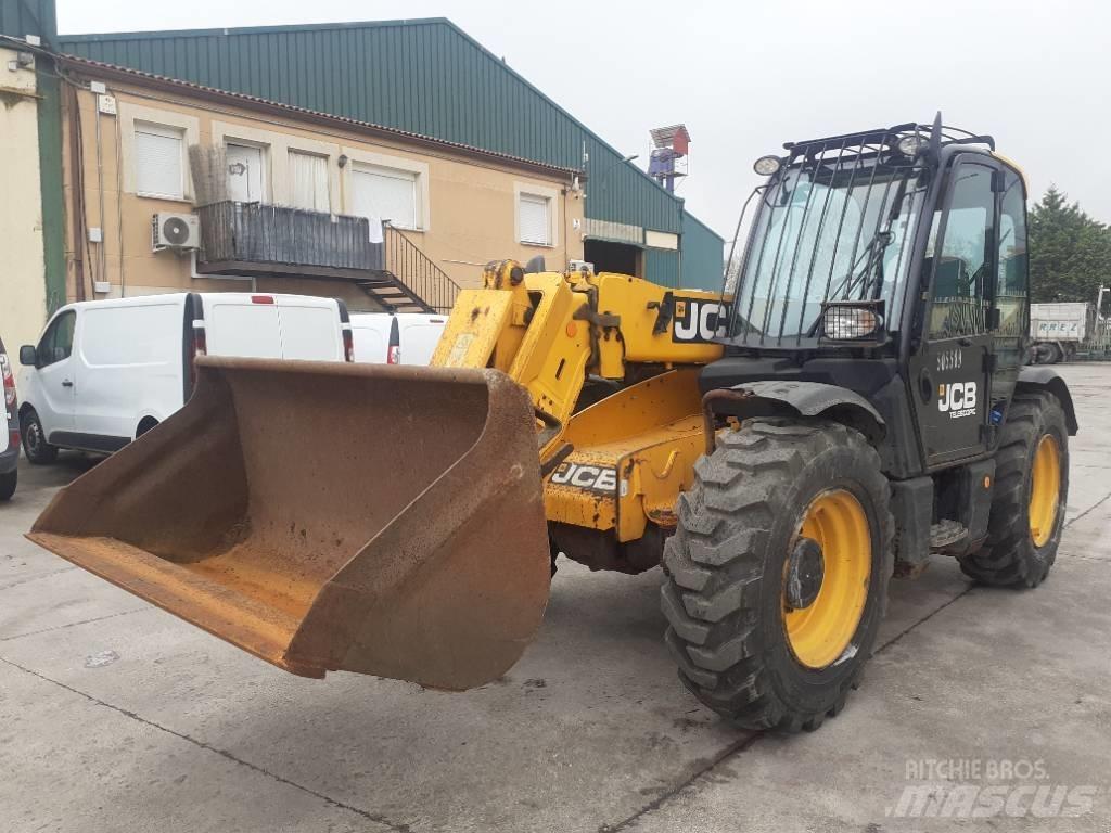 JCB 531-70 Agri テレスコーピックハンドラー