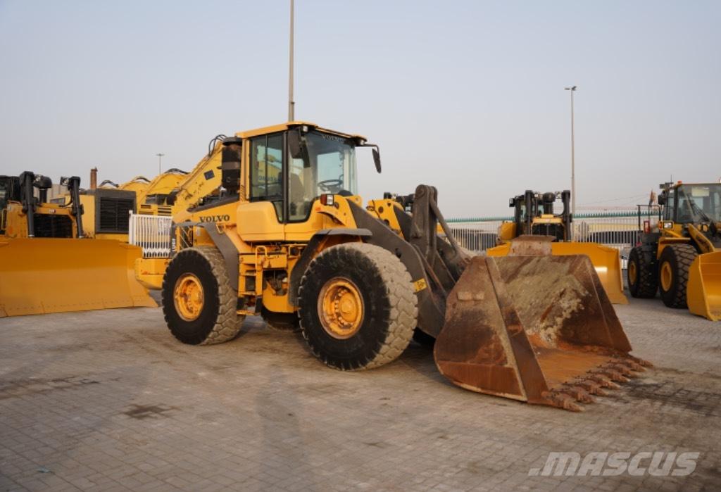 Volvo L 120 F ホイールローダー・タイヤショベル