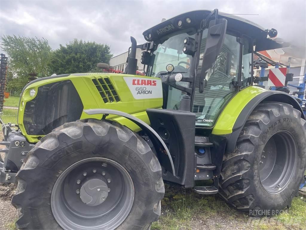 CLAAS Arion 660 トラクター