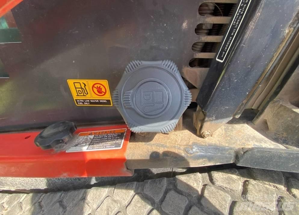 Kubota SVL 75-2 スキッドステアローダー