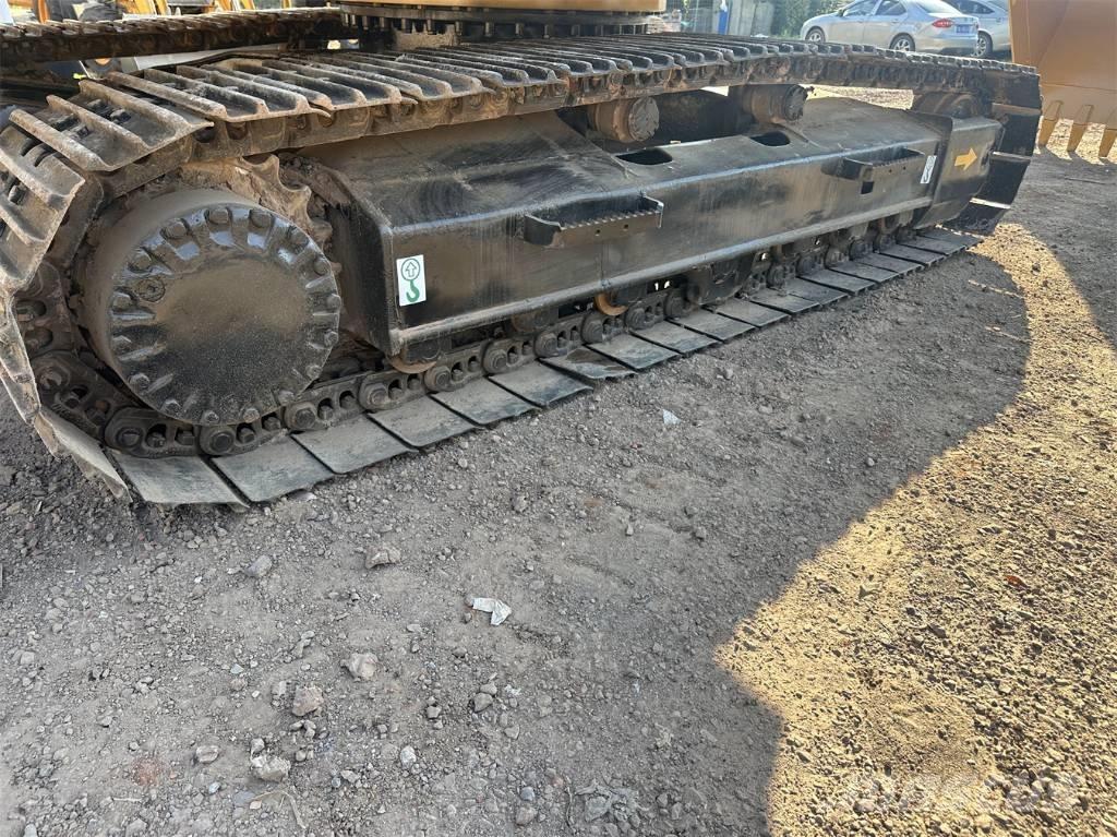 CAT 320BL 大型油圧ショベル12t以上（パワーショベル・ユンボ）