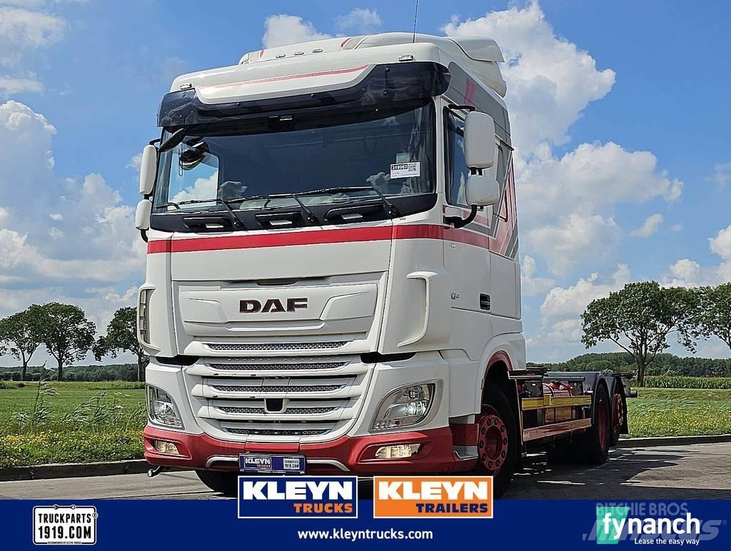 DAF XF 480 6x2*4 ケーブルリフト着脱式トラック