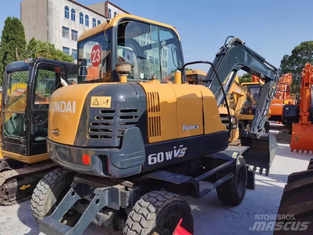 Hyundai Robex 60 W ホイール式油圧ショベル（パワーショベル・ユンボ・バックホー）