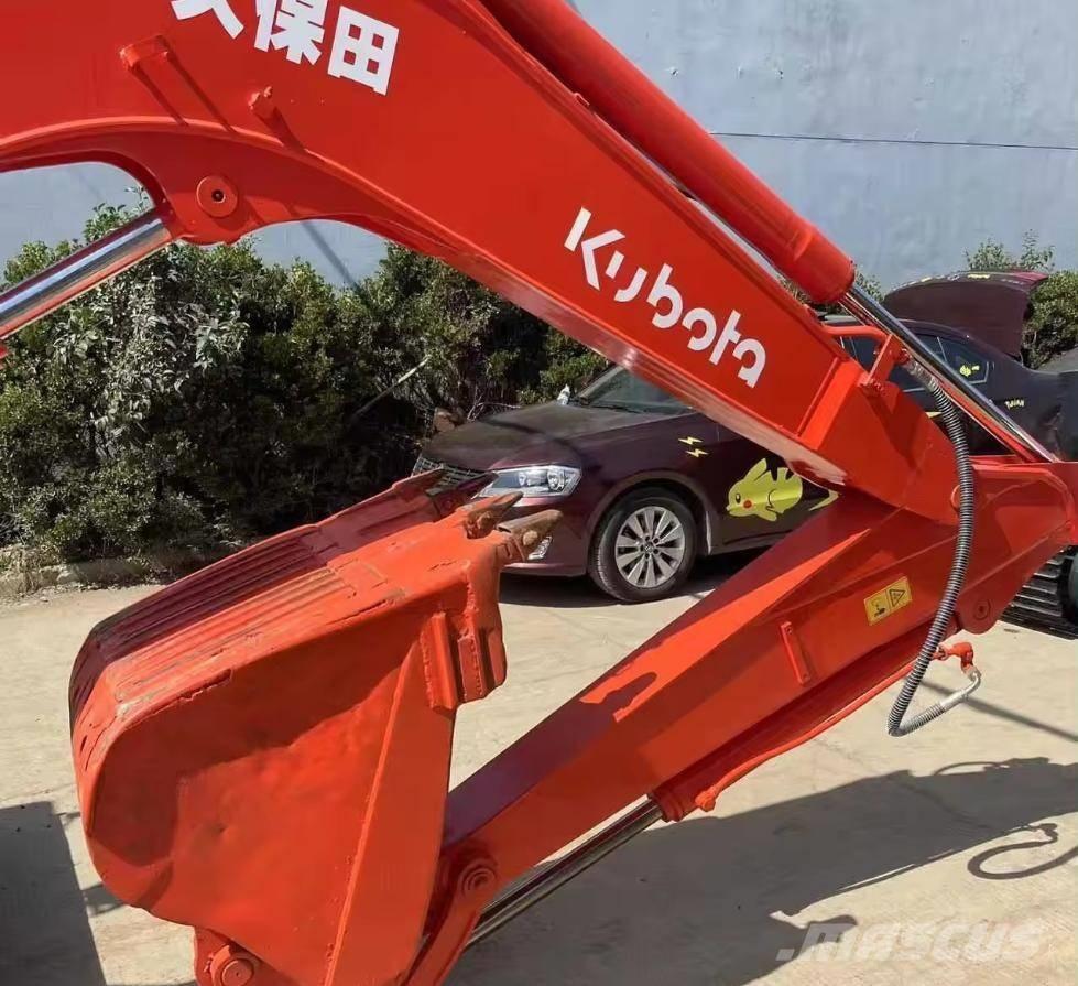 Kubota KX 185-3 中型油圧ショベル 7ｔ-12ｔ（ユンボ・パワーショベル・バックホー）