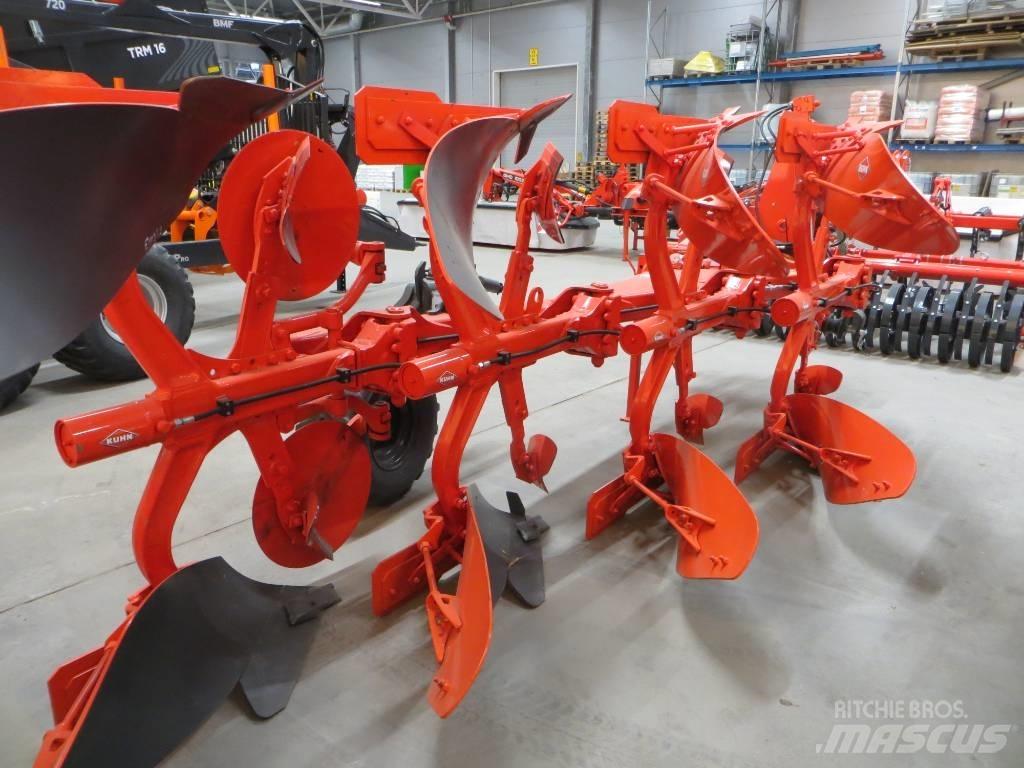 Kuhn Vari-Master 123 リバーシブルプラウ