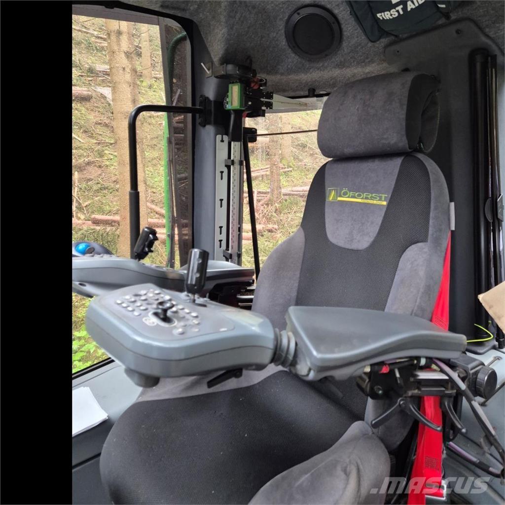 John Deere 1270 G ハーベスター