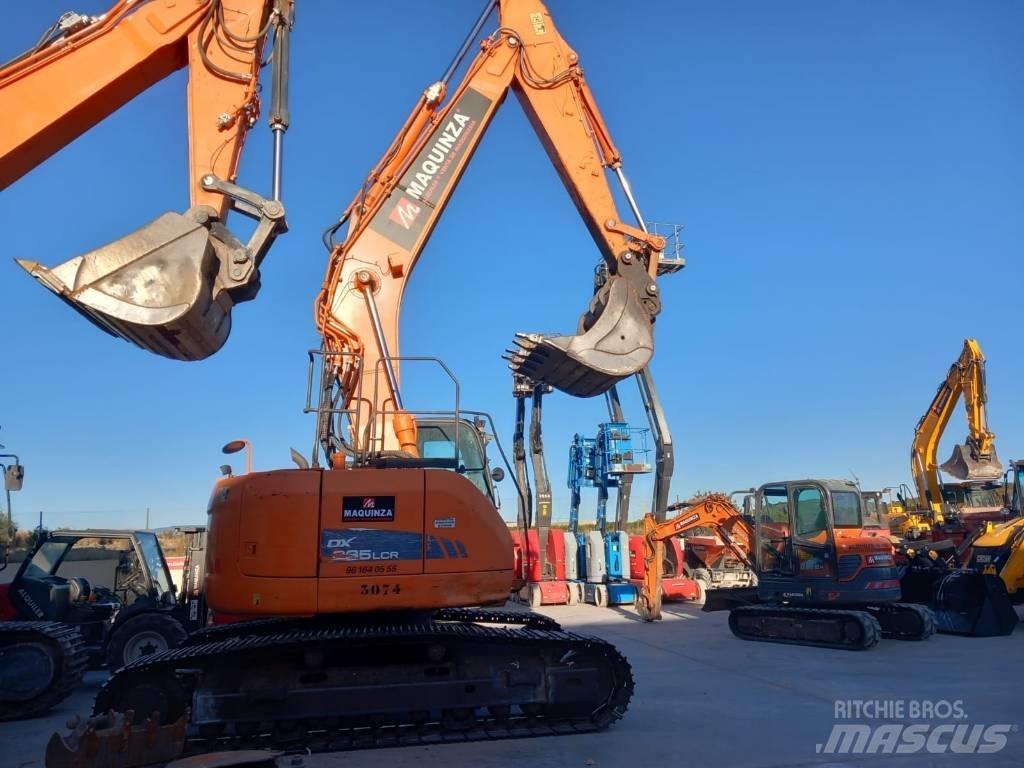 Doosan DX 235 LCR 大型油圧ショベル12t以上（パワーショベル・ユンボ）