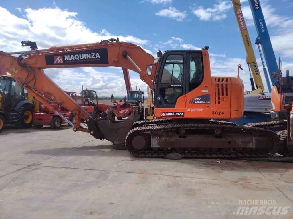 Doosan DX 235 LCR 大型油圧ショベル12t以上（パワーショベル・ユンボ）