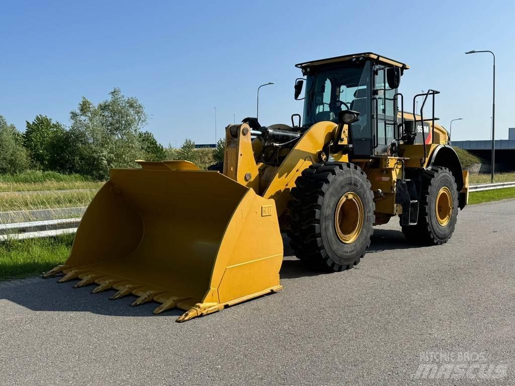 CAT 950M ホイールローダー・タイヤショベル