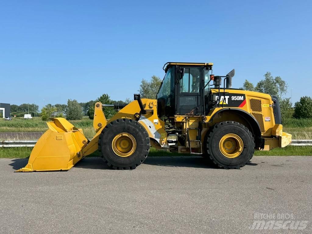CAT 950M ホイールローダー・タイヤショベル