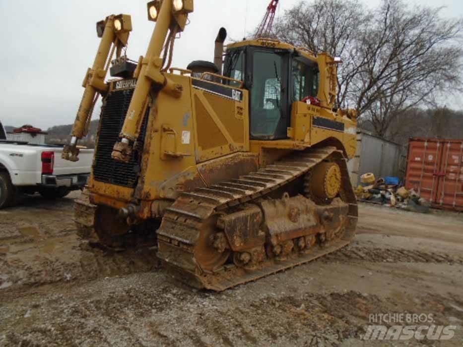 CAT D 8 T ブルドーザー