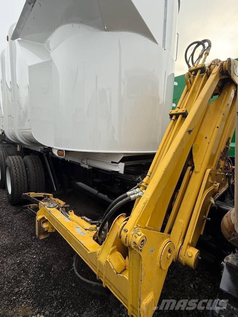 Freightliner 108SD 塵芥車、パッカー車