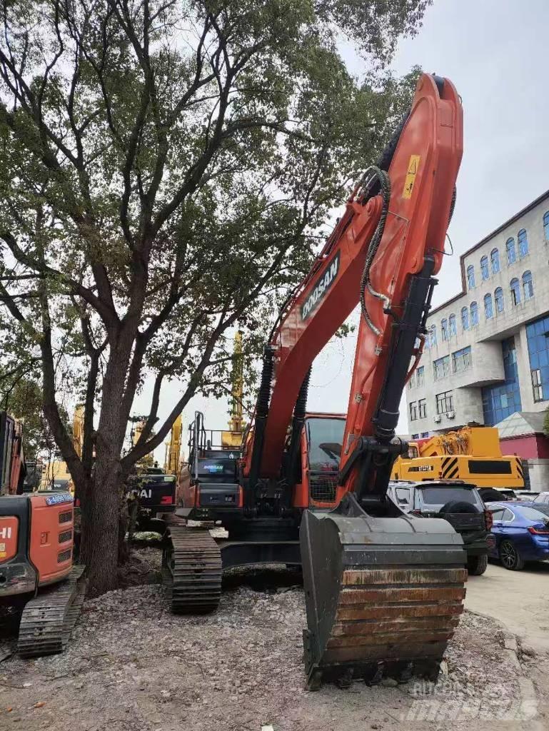 Doosan DX 300 LC-9C 大型油圧ショベル12t以上（パワーショベル・ユンボ）