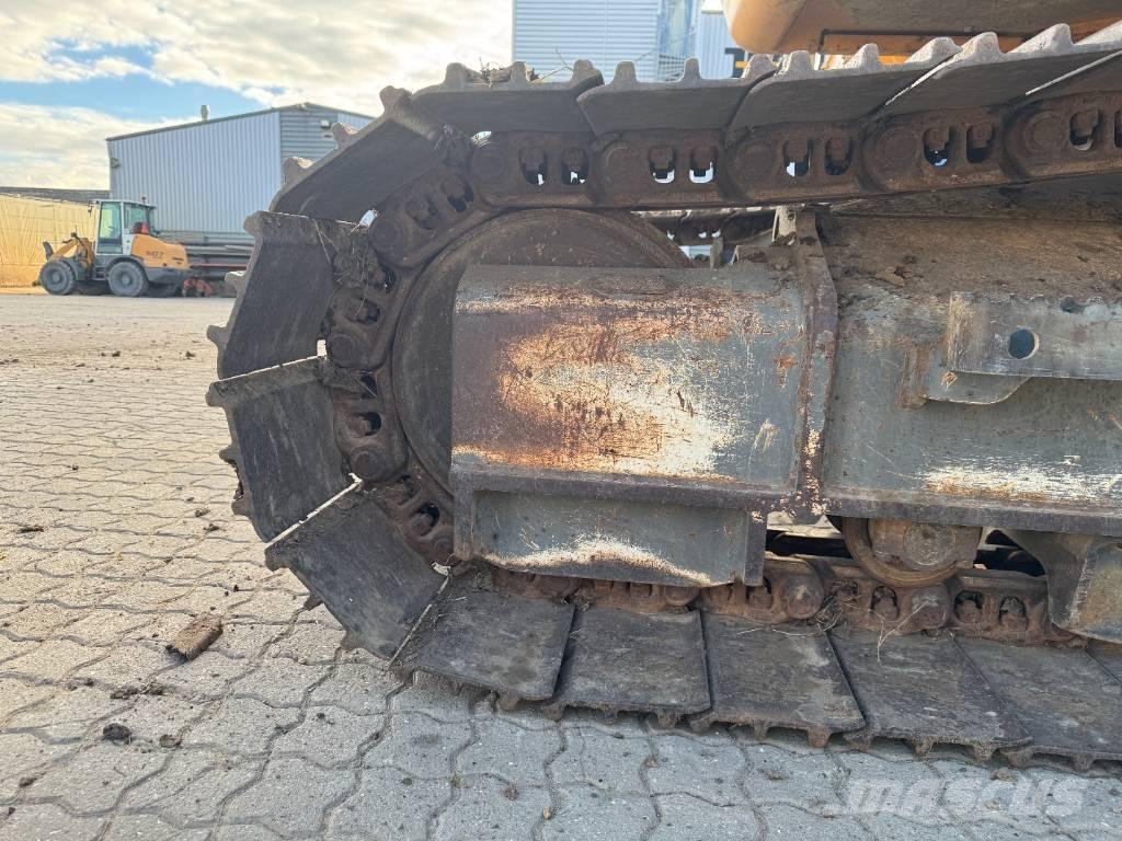 Liebherr R 922 大型油圧ショベル12t以上（パワーショベル・ユンボ）