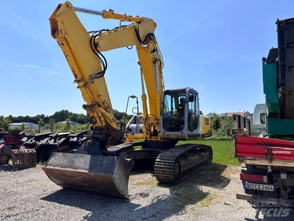 New Holland E 305 大型油圧ショベル12t以上（パワーショベル・ユンボ）