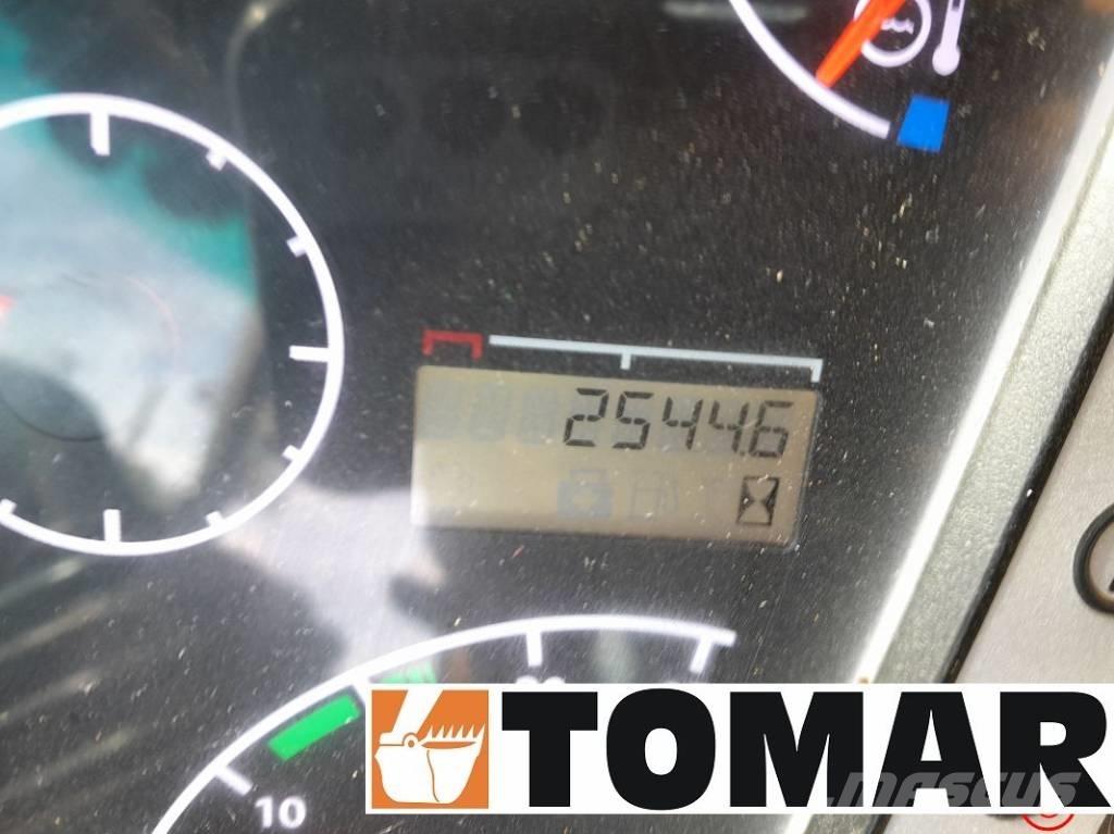 JCB 3 CX バックホーローダー