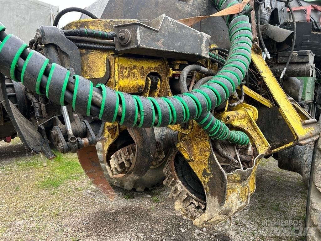 John Deere 1270G ハーベスター