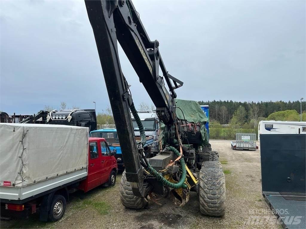John Deere 1270G ハーベスター