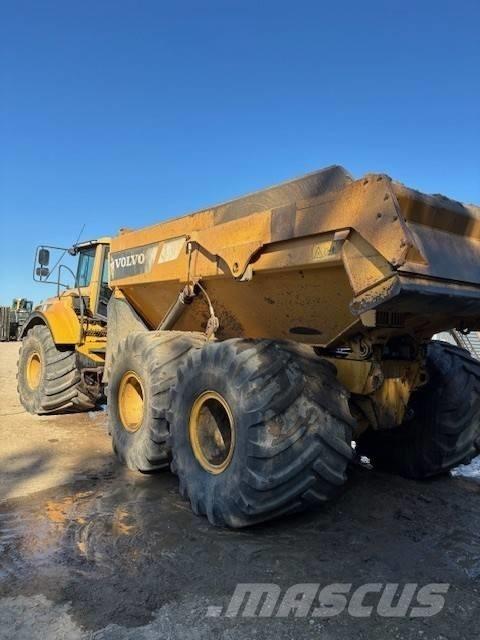 Volvo A 25 F アーティキュレート式ダンプトラック