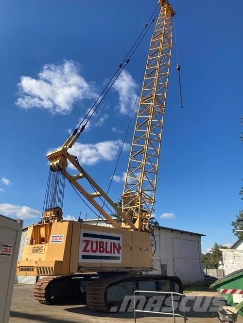 Liebherr HS 885 HD クローラクレーン