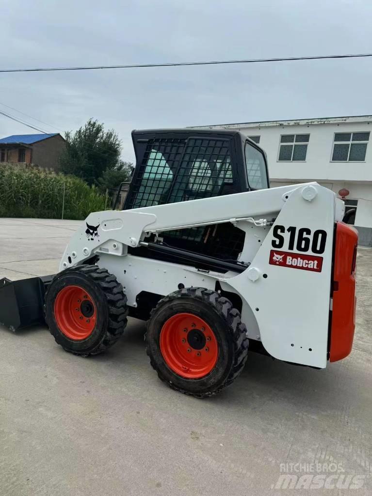 Bobcat S 160 スキッドステアローダー