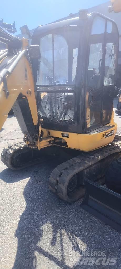 JCB 8030 ミニ油圧ショベル 7t以下（ミニユンボ・ミニディガー）