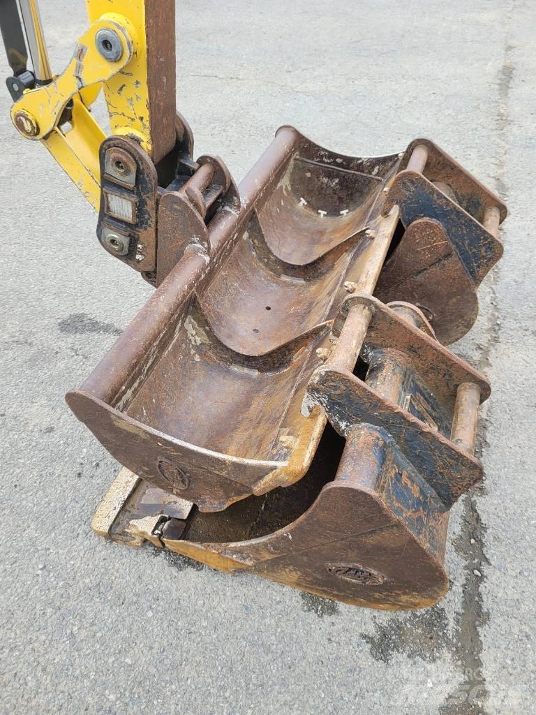 Yanmar Vio 27-6 ミニ油圧ショベル 7t以下（ミニユンボ・ミニディガー）