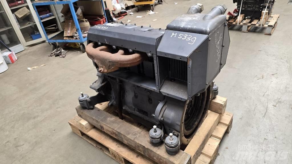 Deutz F4L914 エンジン