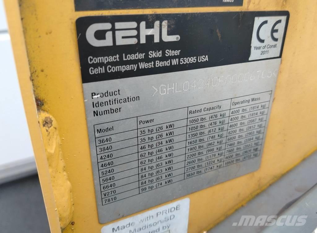 Gehl 4240 E スキッドステアローダー