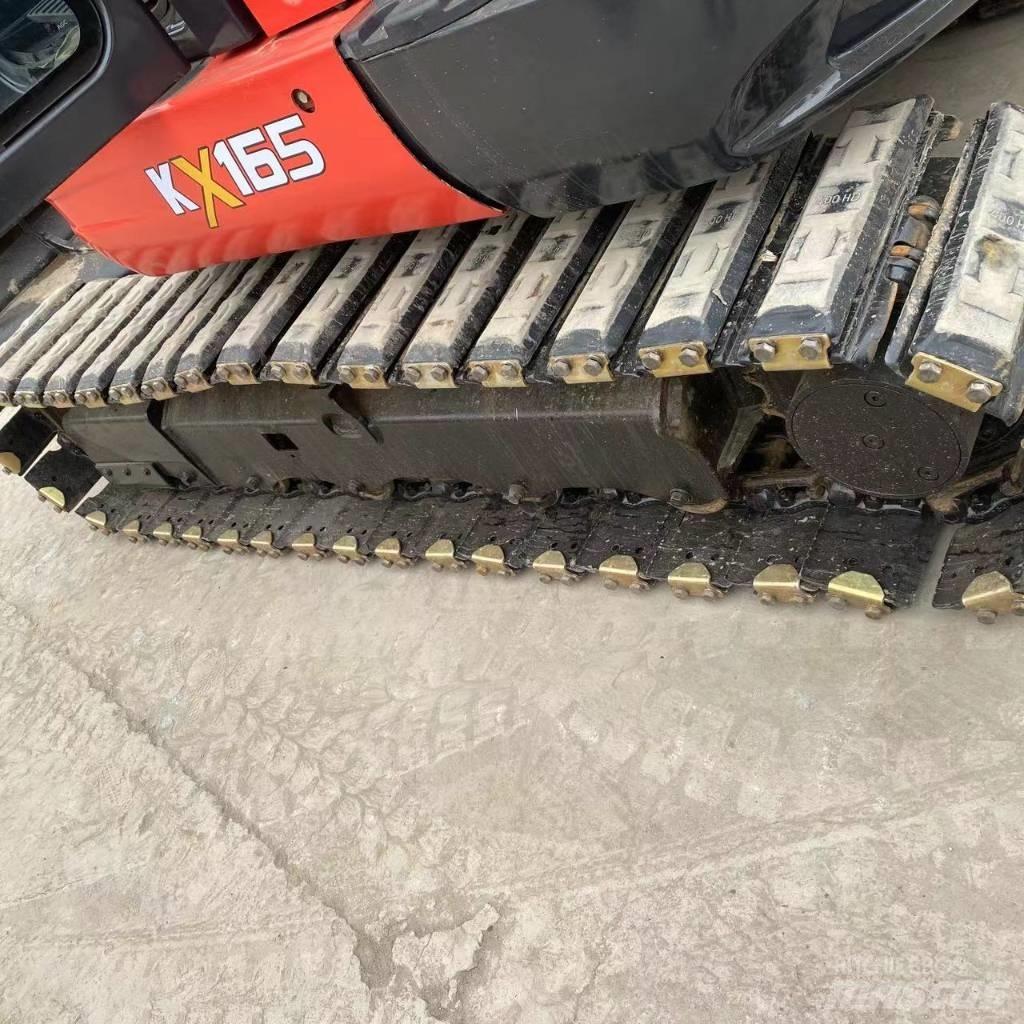Kubota KX 165 ミニ油圧ショベル 7t以下（ミニユンボ・ミニディガー）