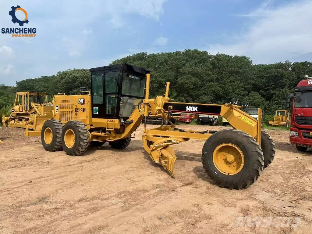 CAT 140 K モーターグレーダー