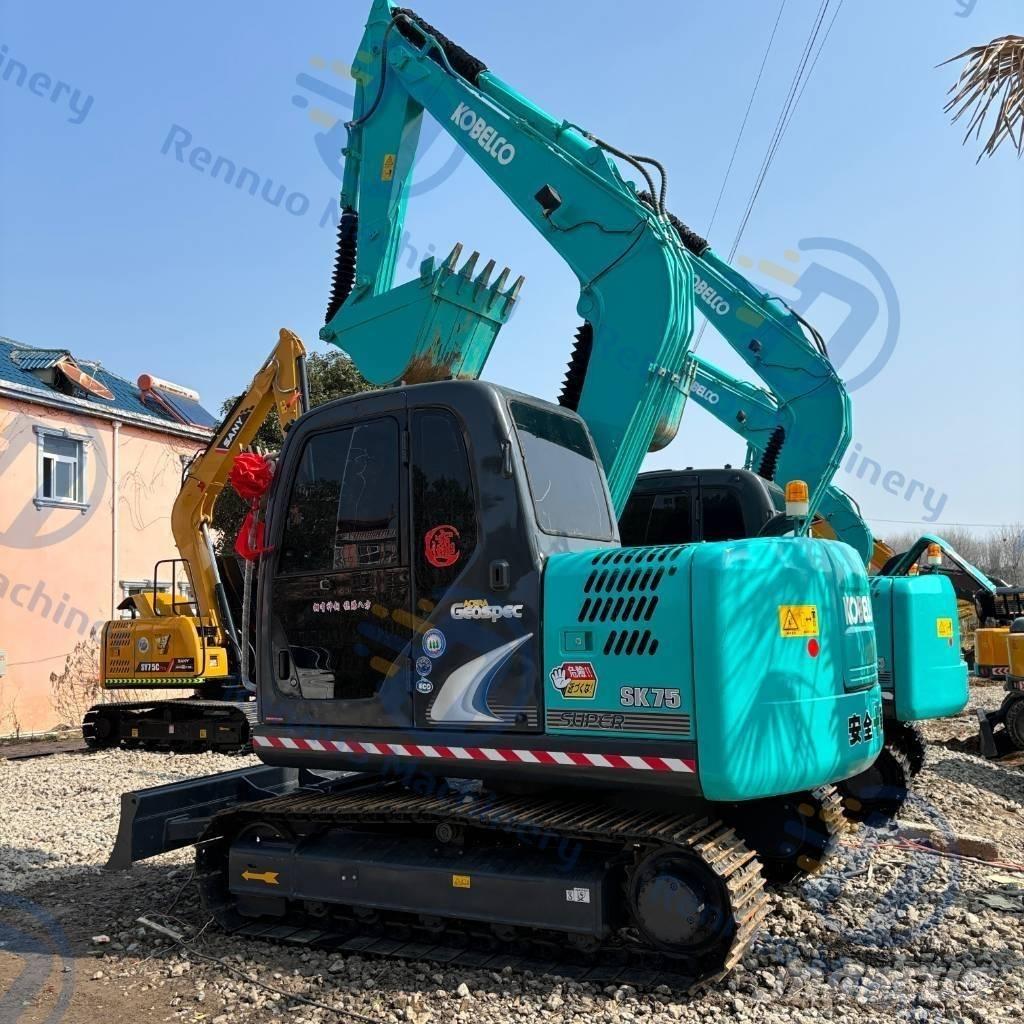 Kobelco SK75 大型油圧ショベル12t以上（パワーショベル・ユンボ）