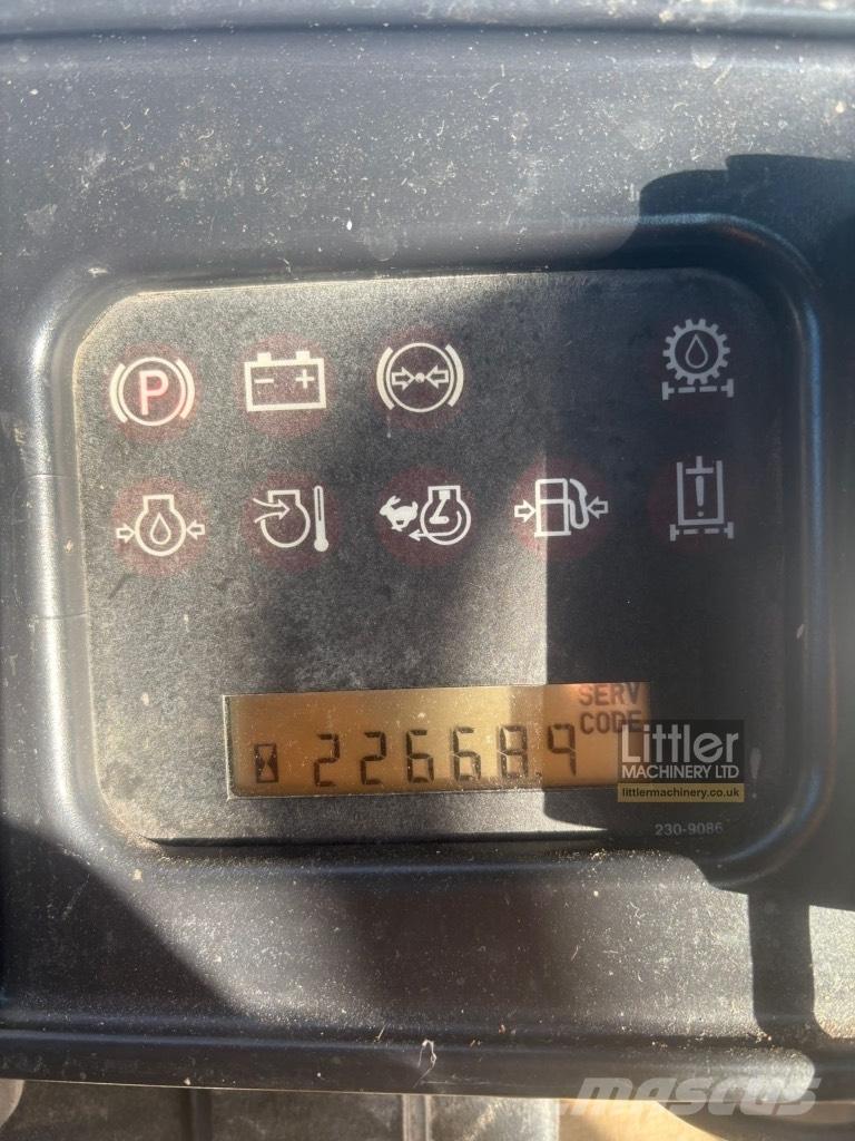 CAT 836 H 廃棄物コンパクター