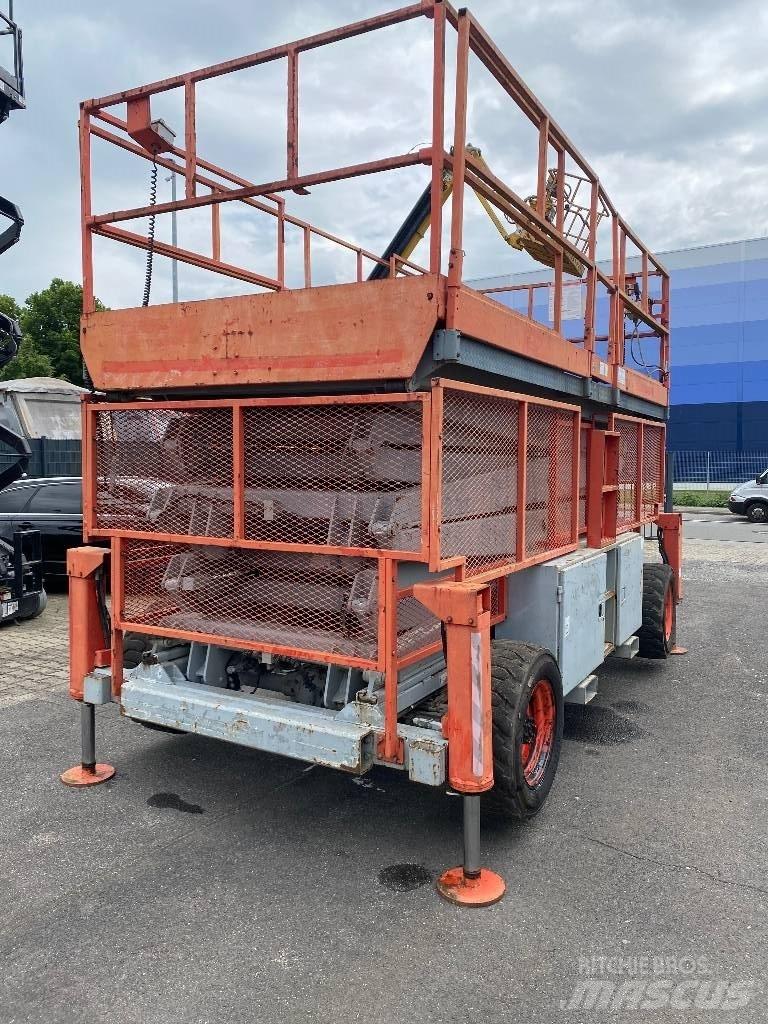 SkyJack SJ 9250 RT シザースリフト