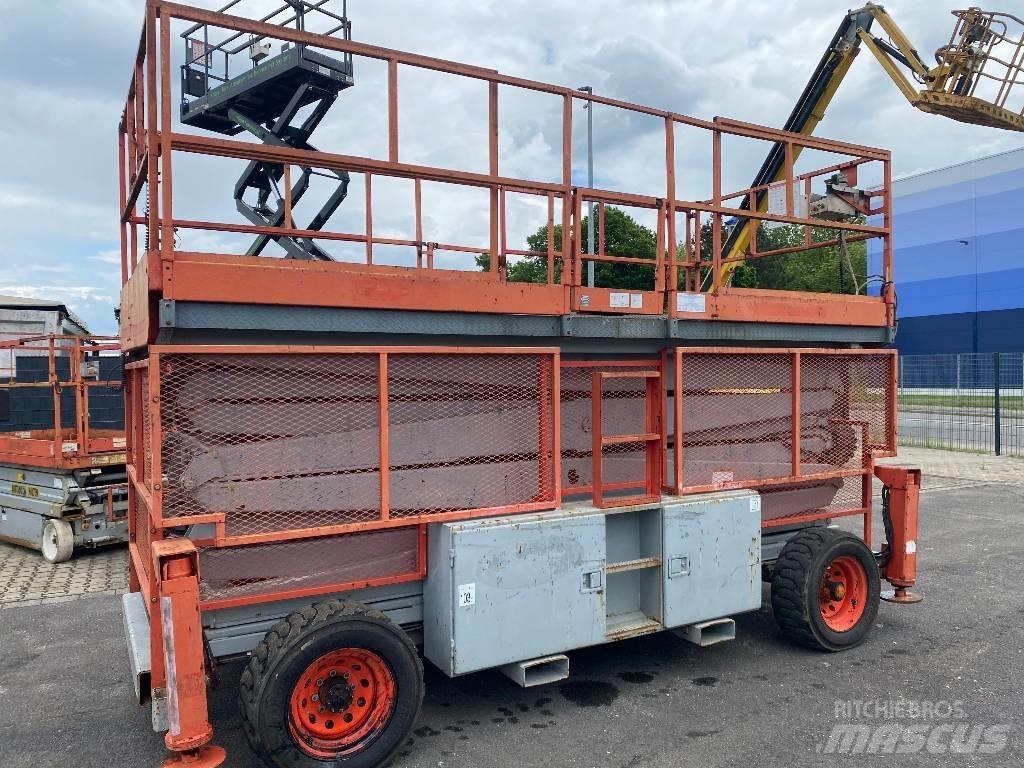 SkyJack SJ 9250 RT シザースリフト