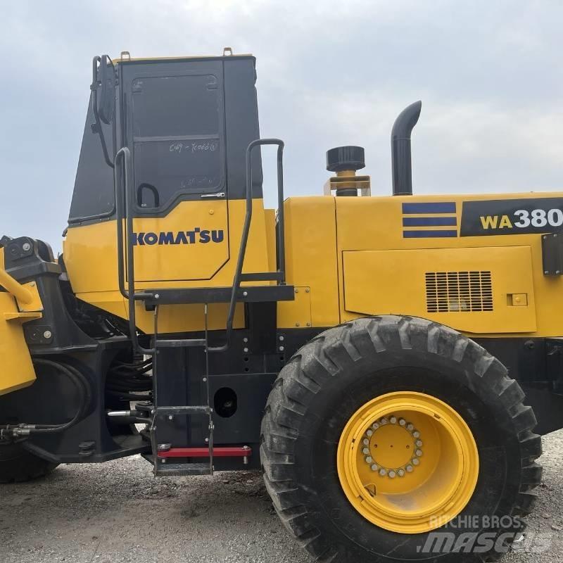 Komatsu WA 380 ホイールローダー・タイヤショベル