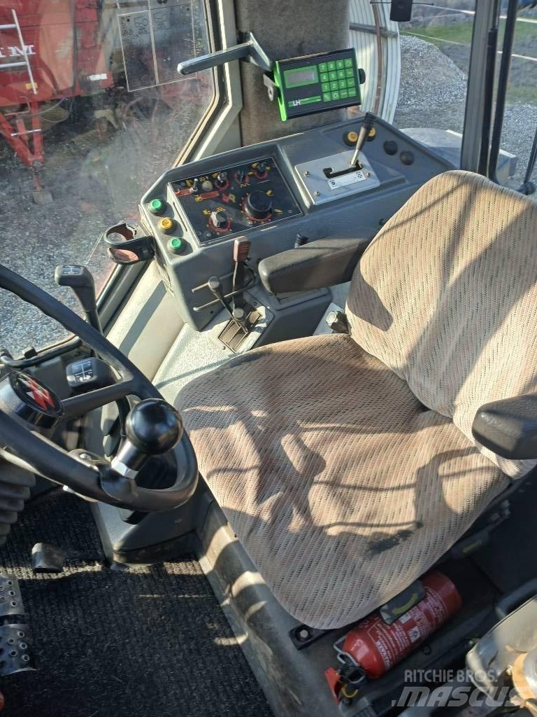 Massey Ferguson 3065 トラクター