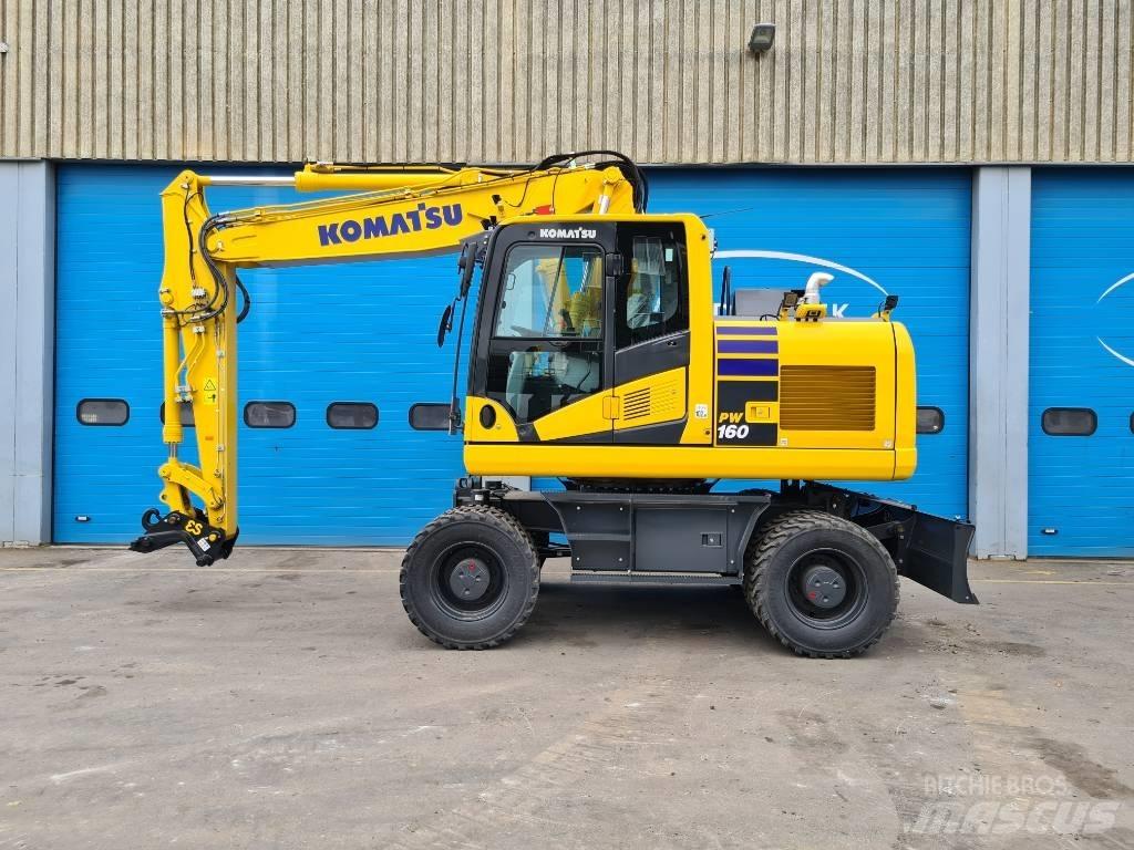 Komatsu PC 160 LC 大型油圧ショベル12t以上（パワーショベル・ユンボ）