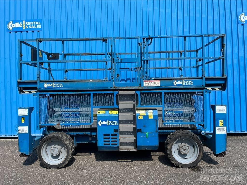 Genie GS 4390 RT シザースリフト