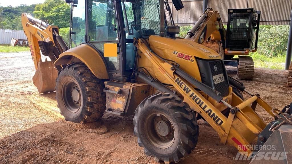 New Holland B 95 B バックホーローダー