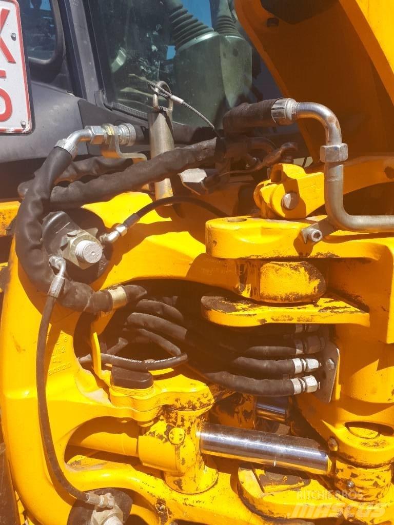 JCB 3 CX バックホーローダー