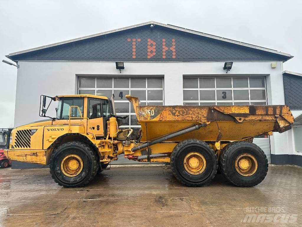 Volvo A 25 D Nr.8 アーティキュレート式ダンプトラック