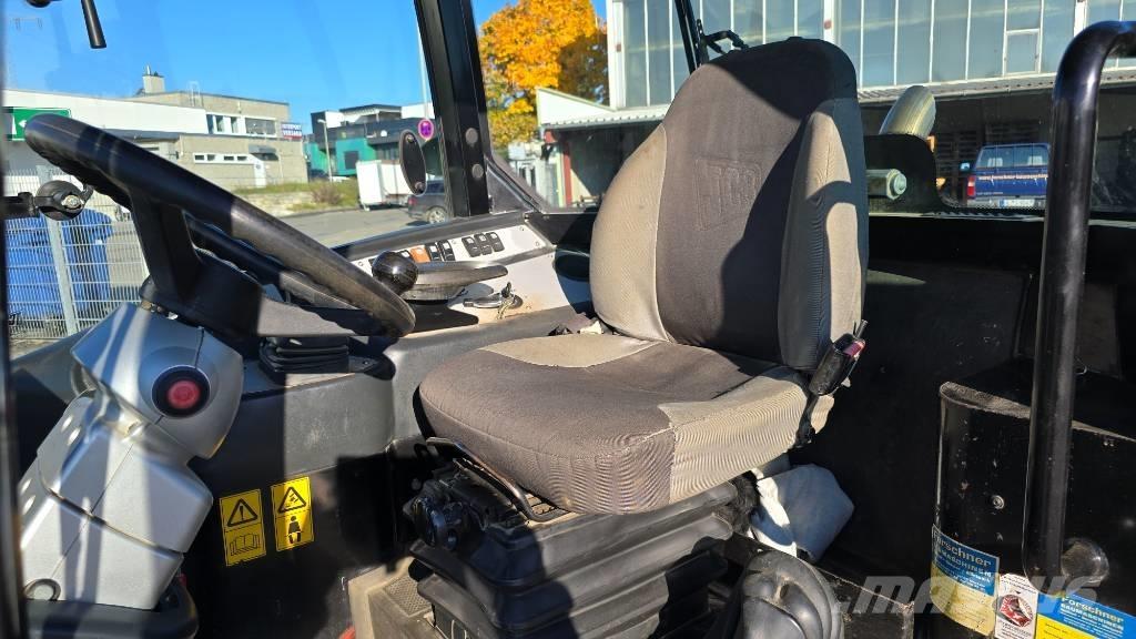 JCB 406 ホイールローダー・タイヤショベル