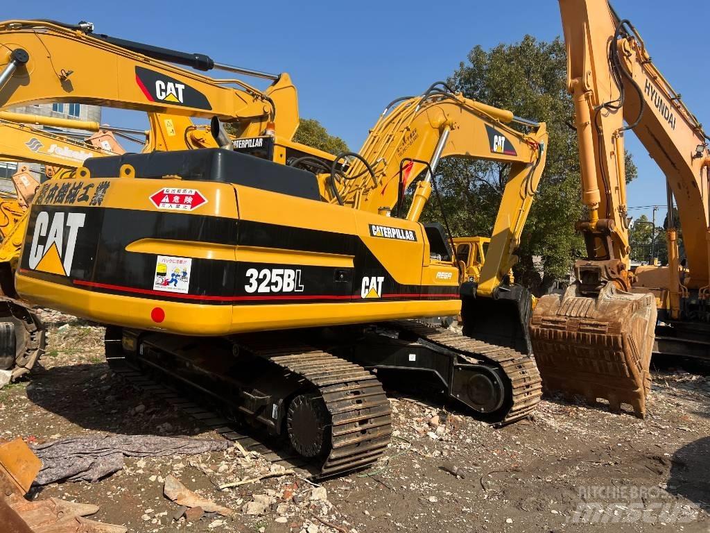 CAT 325 B 大型油圧ショベル12t以上（パワーショベル・ユンボ）