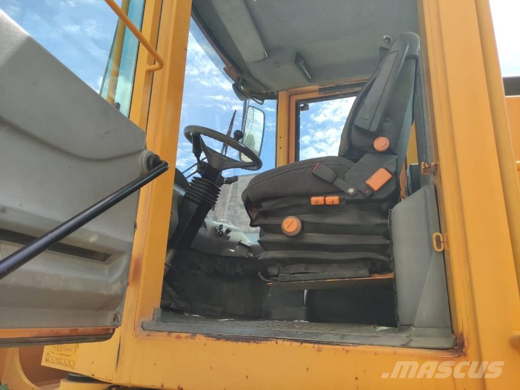 Volvo L 90 E ホイールローダー・タイヤショベル