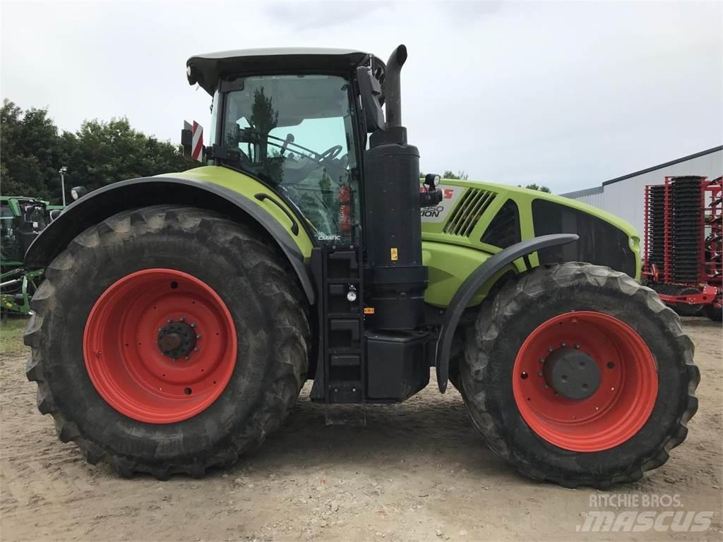 CLAAS Axion 950 トラクター